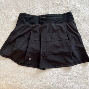 Lululemon Pace Rival Mid-rise black skirt size 6 tall